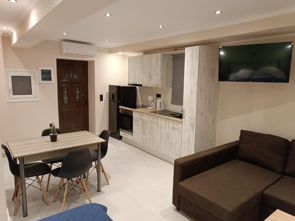 Newly renovated apartment next to the port - Housity
