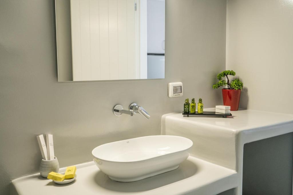 SN Santorini Apartments - 10