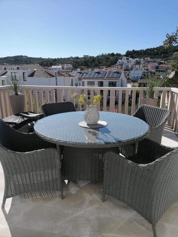 Balkón nebo terasa v ubytování Apartmán BRAĆKI CVIJET
