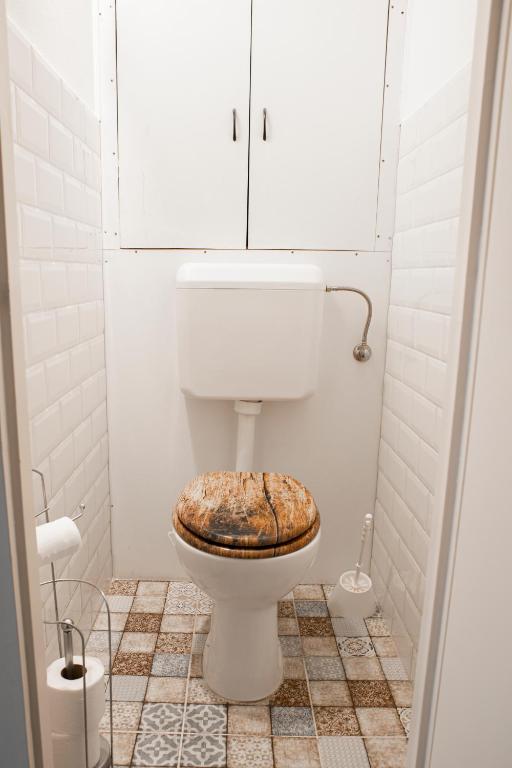 Koupelna v ubytování Városi Apartman