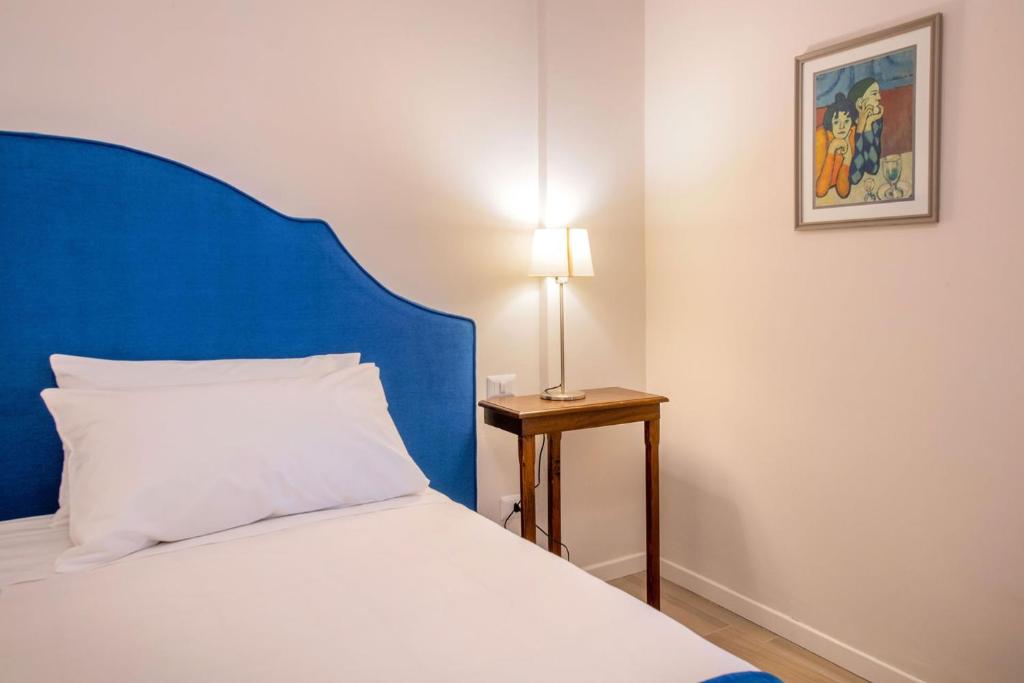 A bed or beds in a room at Apartment Bud