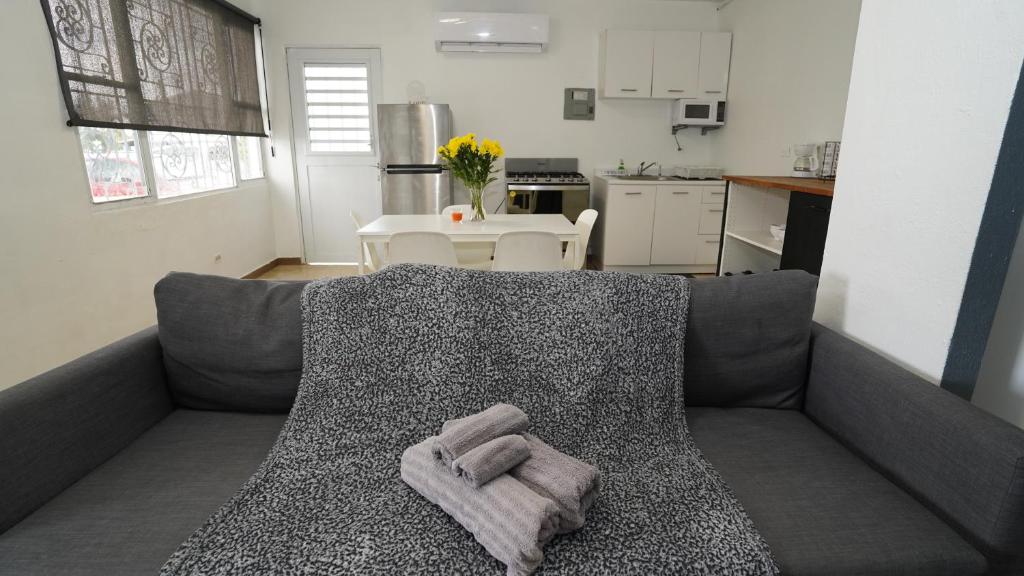 Aura House Isla Verde - Two-Bedroom Apartment