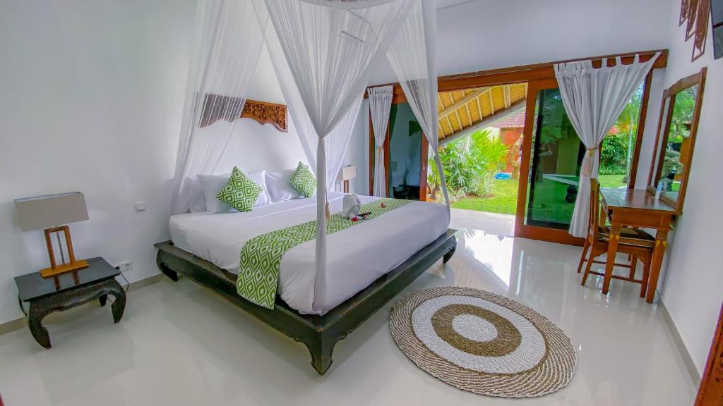 Bali Dyana Villas - Four-Bedroom Villa With Private Pool