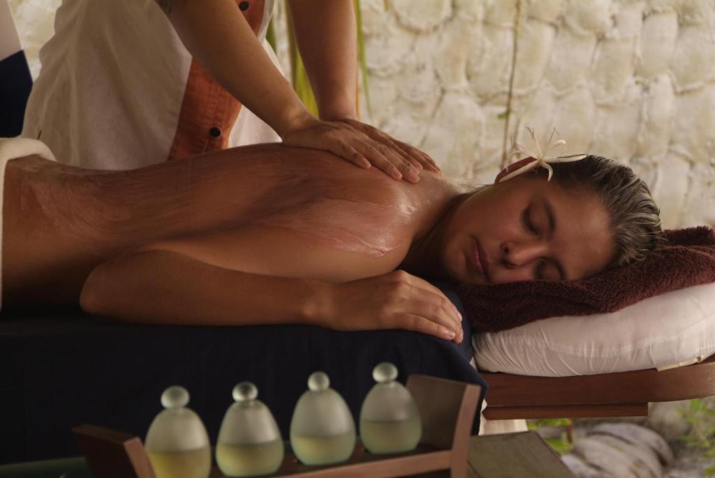 Lázně a/nebo wellness v ubytování Coco Palm Dhuni Kolhu - 20 percent off roundtrip Seaplane for stays from 1 May to 30 September 2025