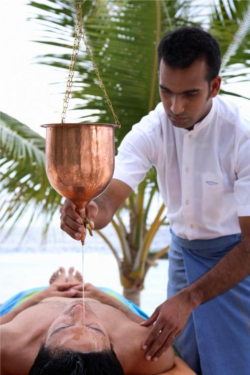 Hosté ubytování Coco Palm Dhuni Kolhu - 20 percent off roundtrip Seaplane for stays from 1 May to 30 September 2025