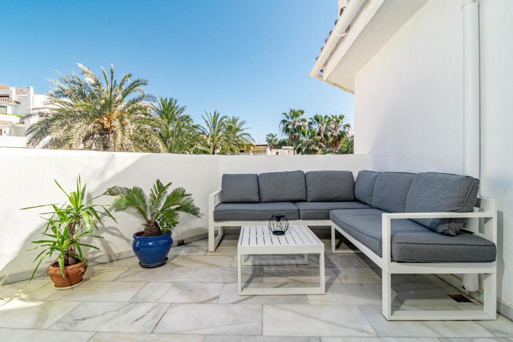Posezení v ubytování GBH - Casa Golden beach by Roomservices