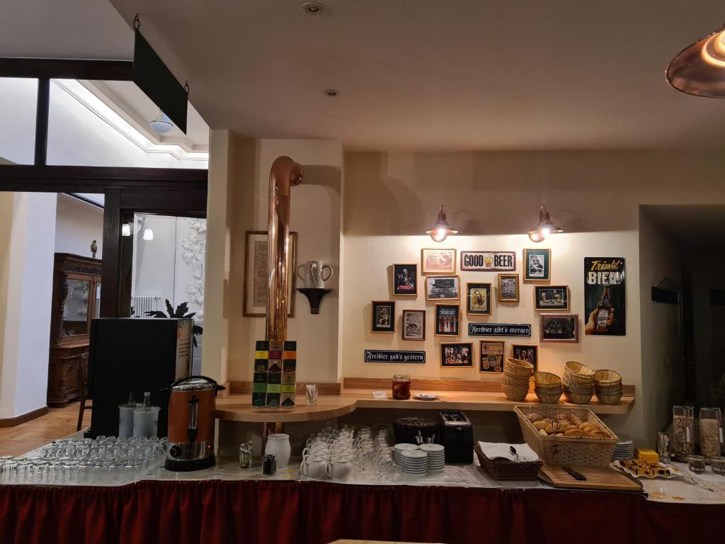 Jídlo v hotelu nebo okolí