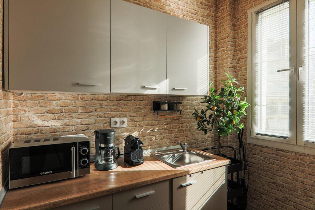 Superior One Luxury Apartments - 12