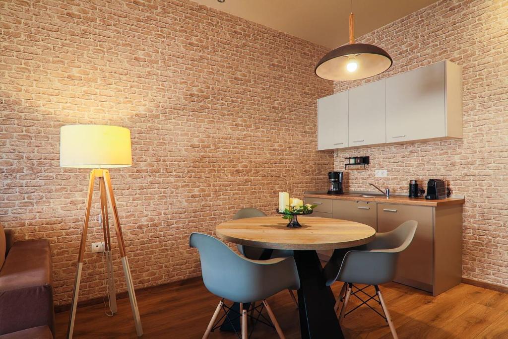 Superior One Luxury Apartments - 18