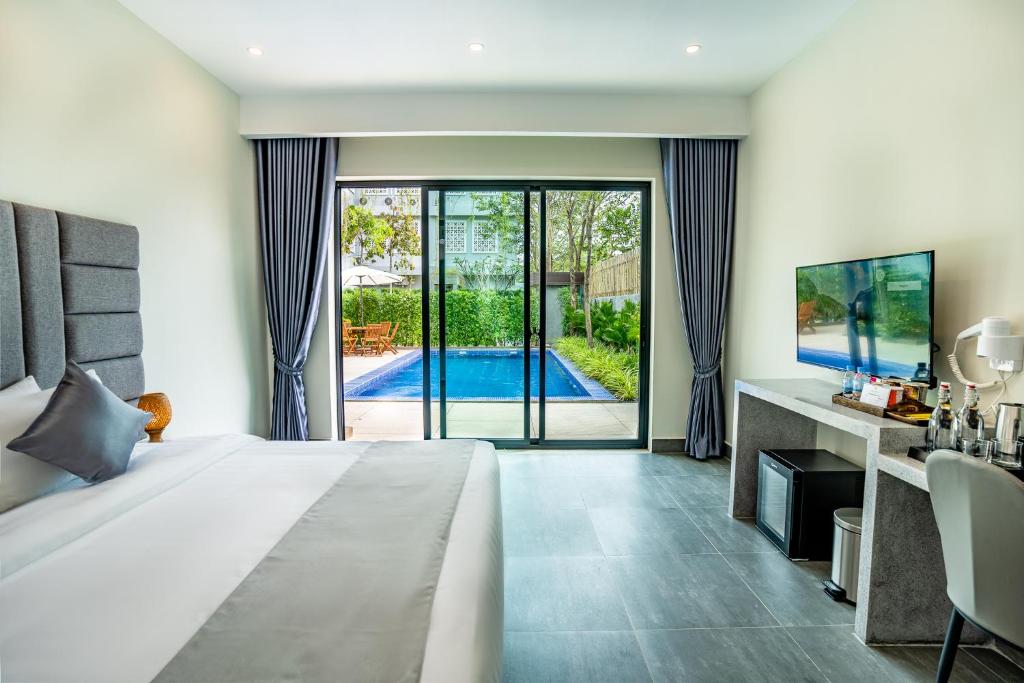 Bazén v ubytování Rainforest Hotel by NSUN nebo v jeho okolí