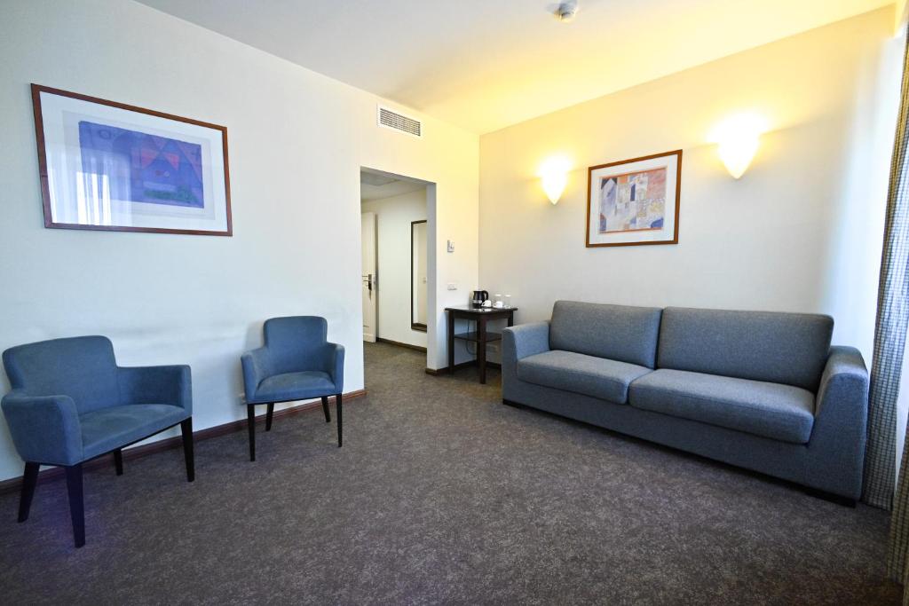 Posezení v ubytování Europe Hotel
