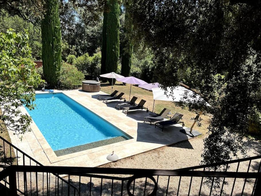 Photo de la galerie de l'établissement La Terrasse Collongue, à Lourmarin