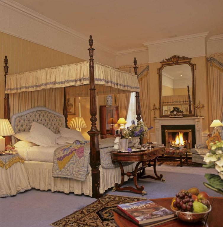 Posezení v ubytování Marlfield House Hotel Relais et Chateaux