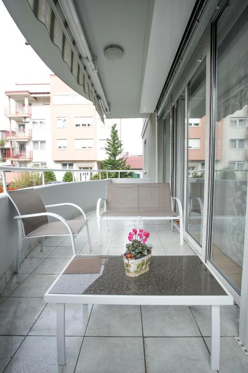 Balkon lub taras w obiekcie Bonus Apartments