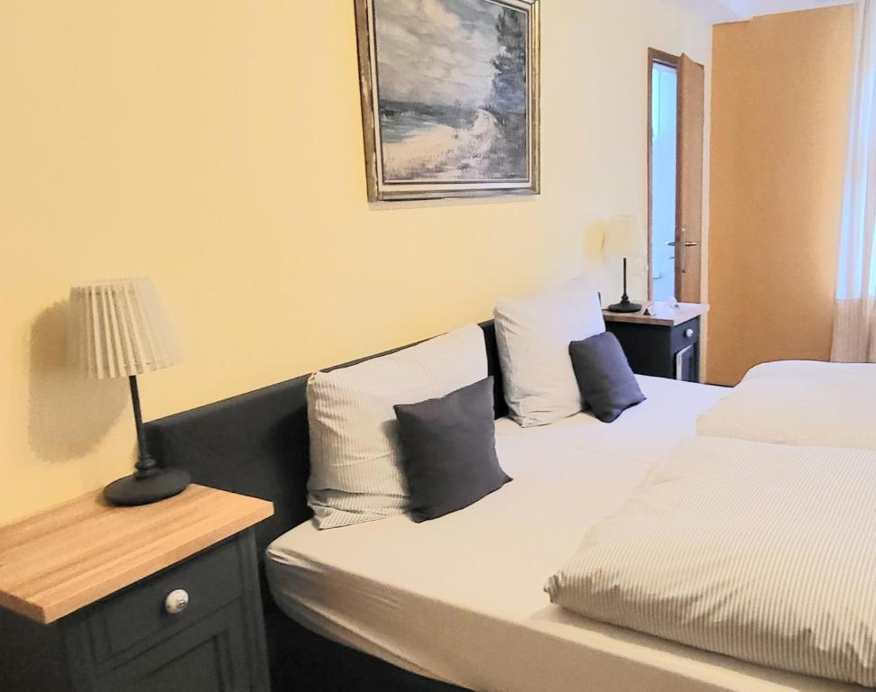 Hotel Alte Post - Habitación Doble Con Baño Privado