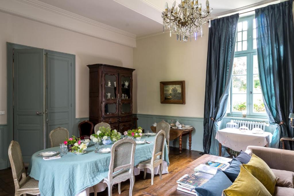 Posezení v ubytování Manoir de la Villeneuve