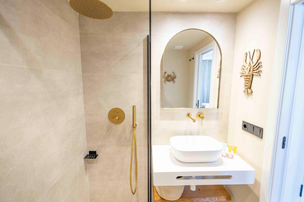 A bathroom at Jávea Boutique Suites - Holiday Apartments