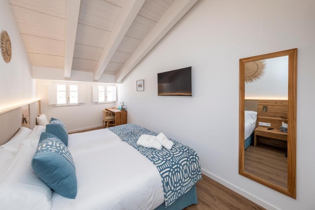 Hotel S'Antiga Adults Only - 3