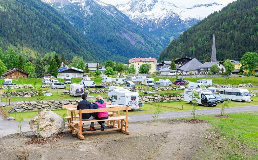 Paesaggio naturale nelle vicinanze del campeggio