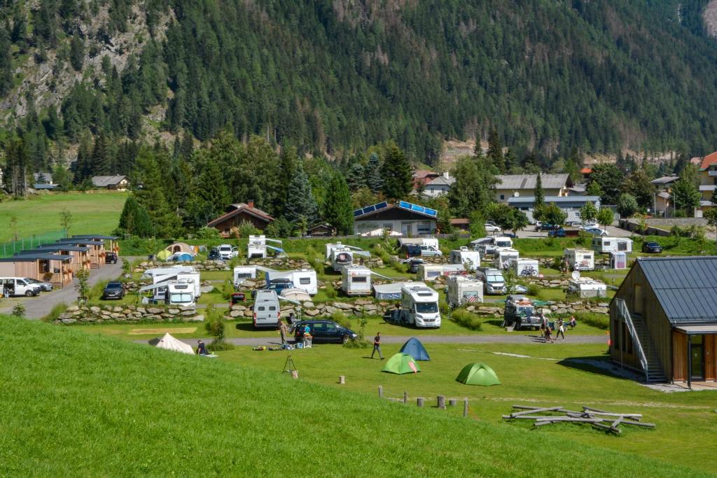 Paesaggio naturale nelle vicinanze del campeggio