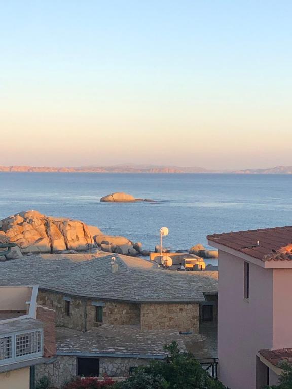 Fotografia z galérie ubytovania Appartement sur l île de cavallo v destinácii Bonifacio