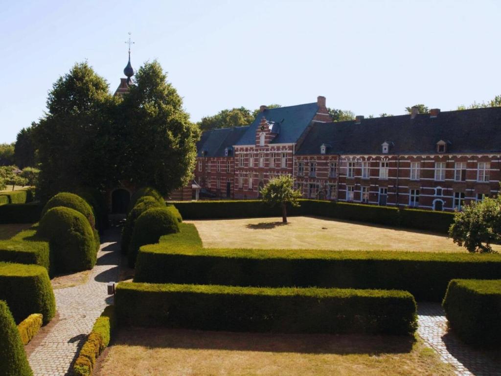 Zahrada ubytování Apartment in Herentals near Tongerlo Abbey