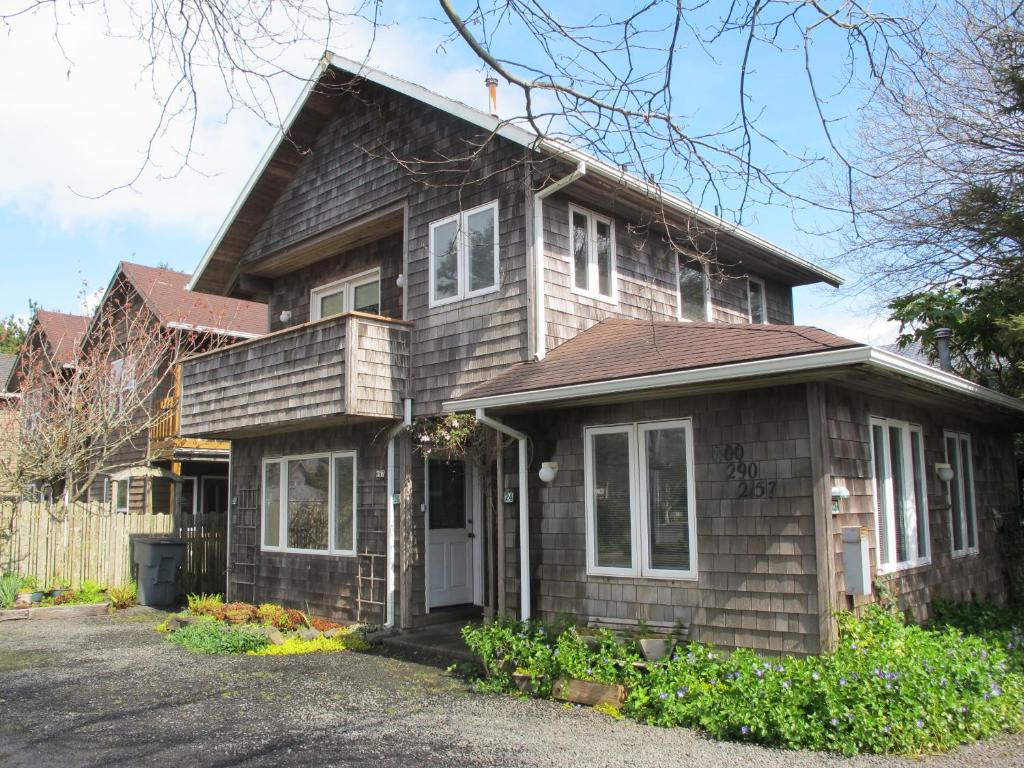 Gallery image of Harrison Street Inn in Cannon Beach