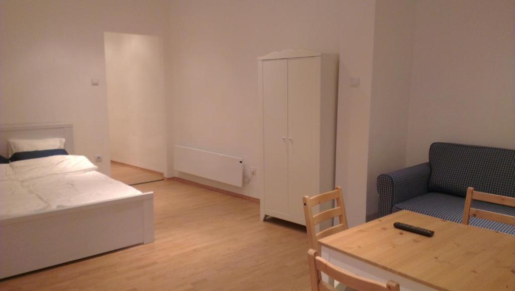 Posteľ alebo postele v izbe v ubytovaní Apartman 4 You Westend