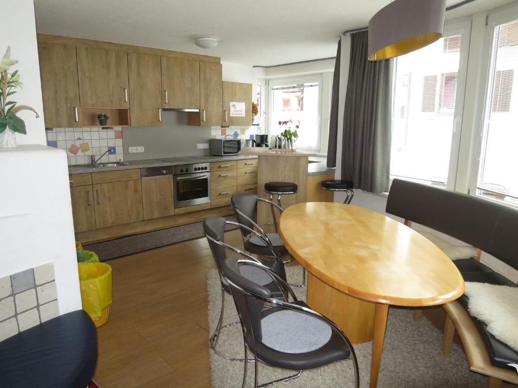 Fotografie z fotogalerie ubytování Apartment Schmiedbach by Interhome v destinaci Sankt Anton am Arlberg