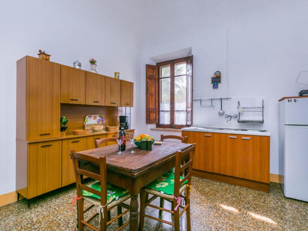 Kuchyň nebo kuchyňský kout v ubytování Holiday Home Podere Casina by Interhome