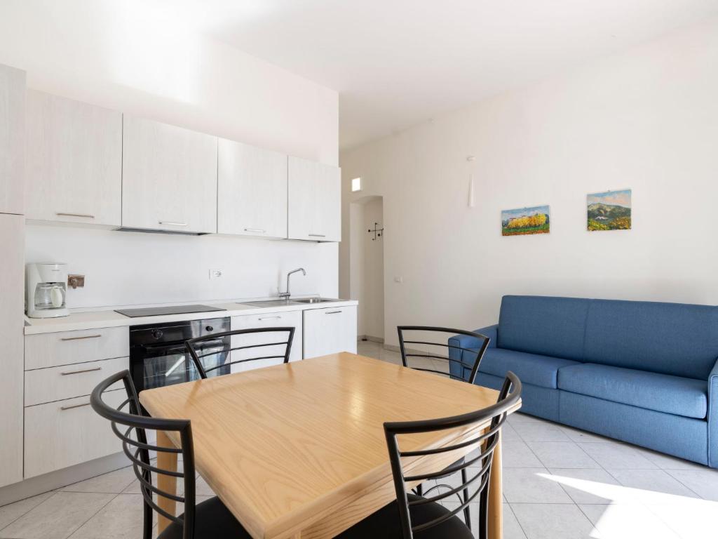 Kuchyňa alebo kuchynka v ubytovaní Apartment Origano by Interhome