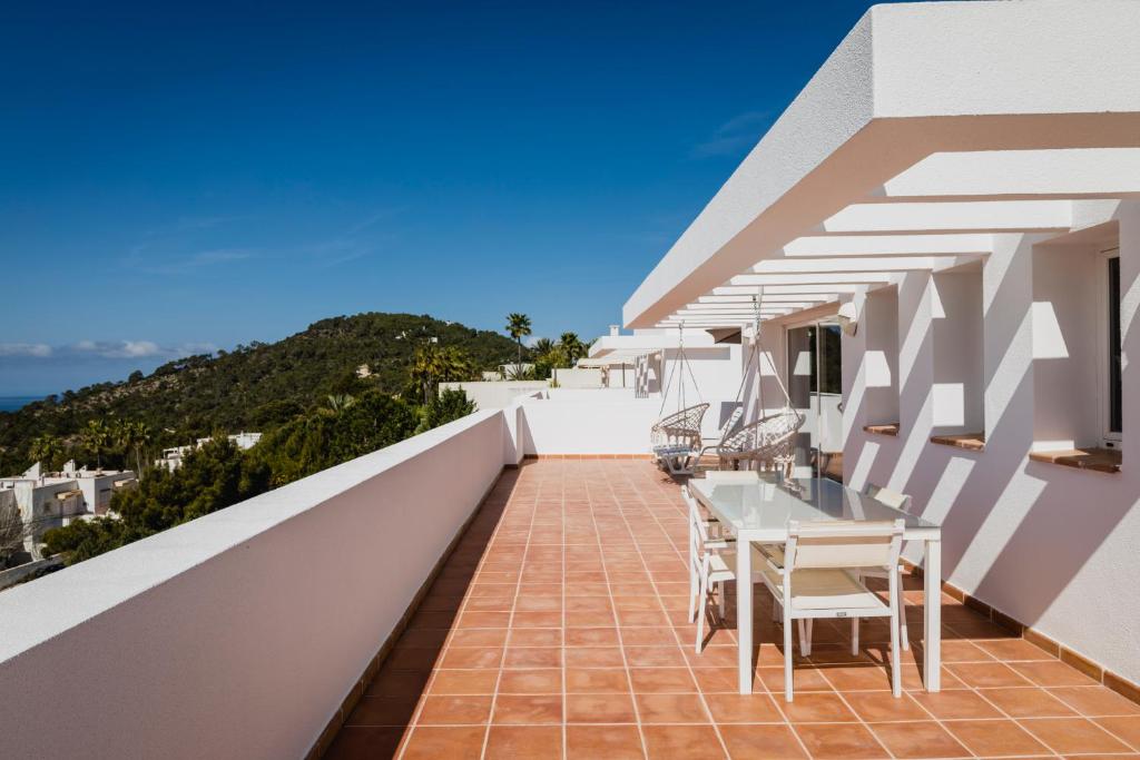 Villa Serretes, Cala Vadella – Updated 2023 Prices
