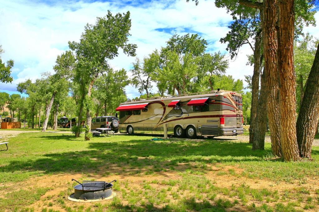 Zahrada ubytování The Longhorn Ranch Resort Lodge & RV Park
