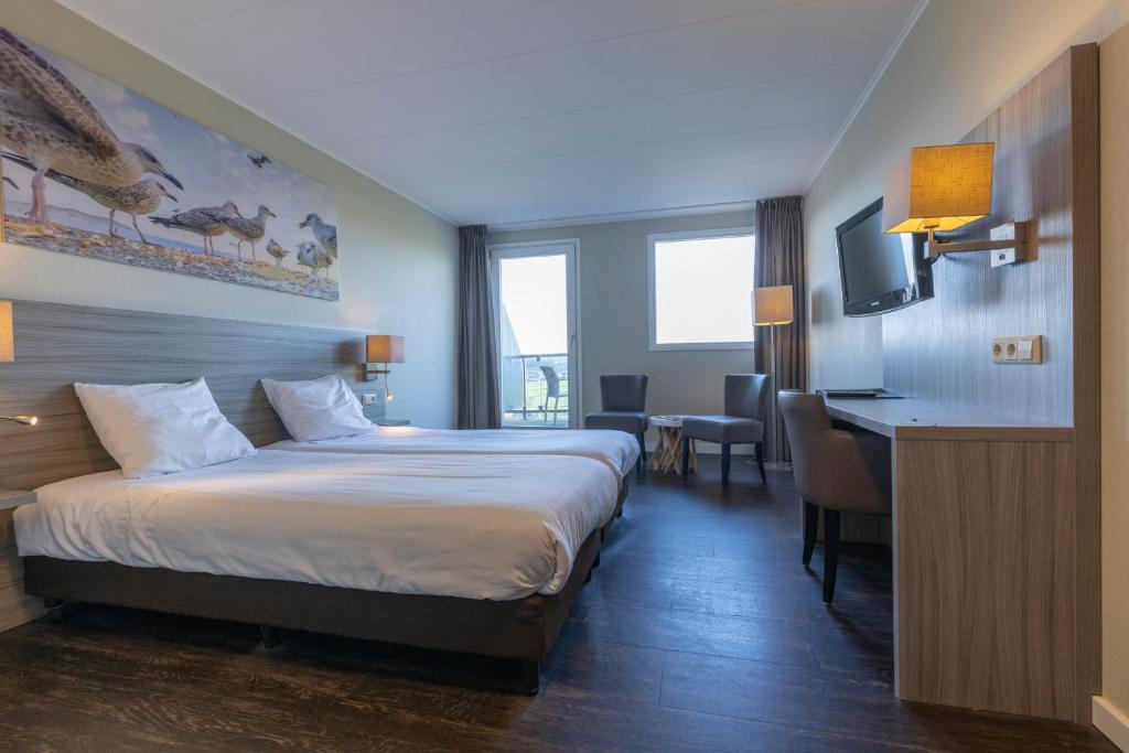 Fletcher Badhotel Callantsoog - Habitación Doble Con Balcón Y Vistas A Las Dunas