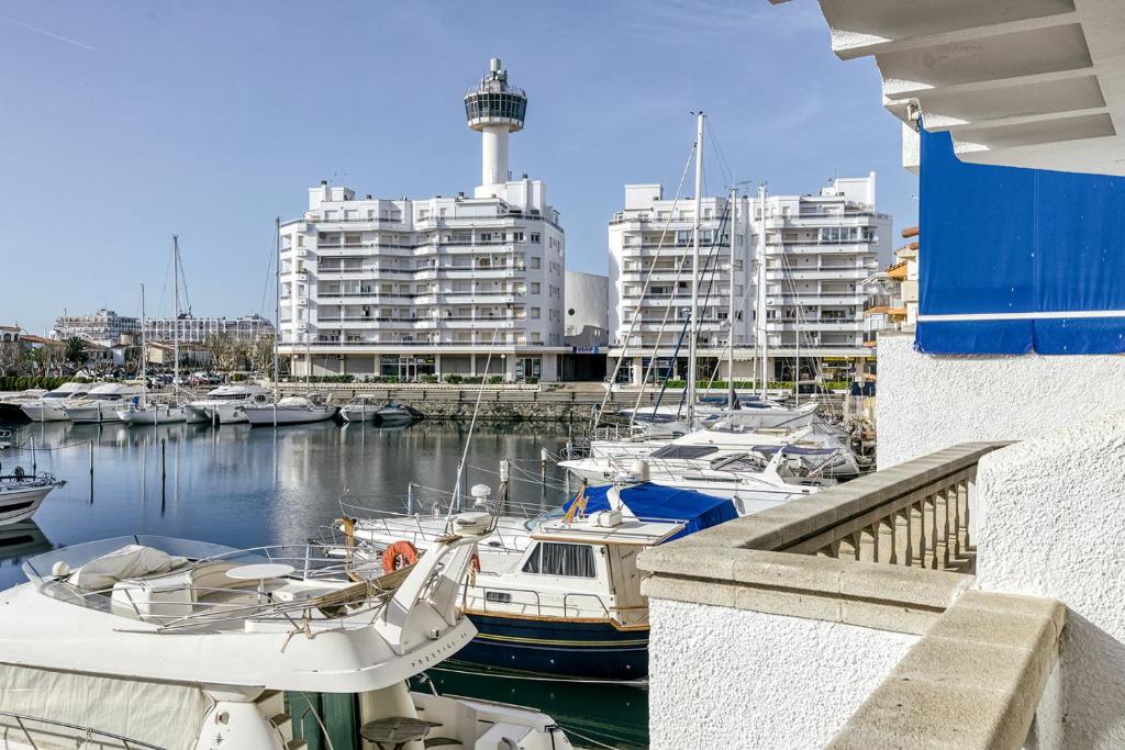 Fotografia z galérie ubytovania SUNRISE D-LUXE v destinácii Empuriabrava