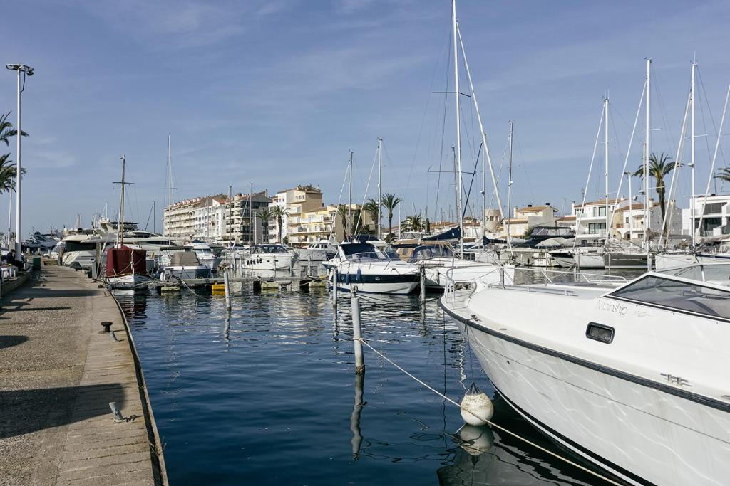 Fotografia z galérie ubytovania SUNRISE D-LUXE v destinácii Empuriabrava