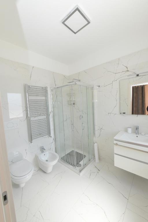 Łazienka w obiekcie Noemi B&B