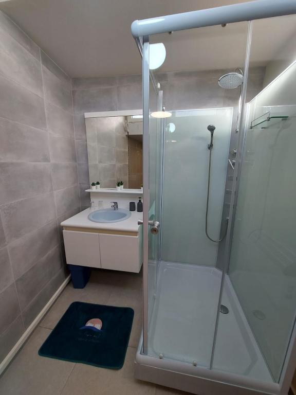 Koupelna v ubytování Le Pepin Dort