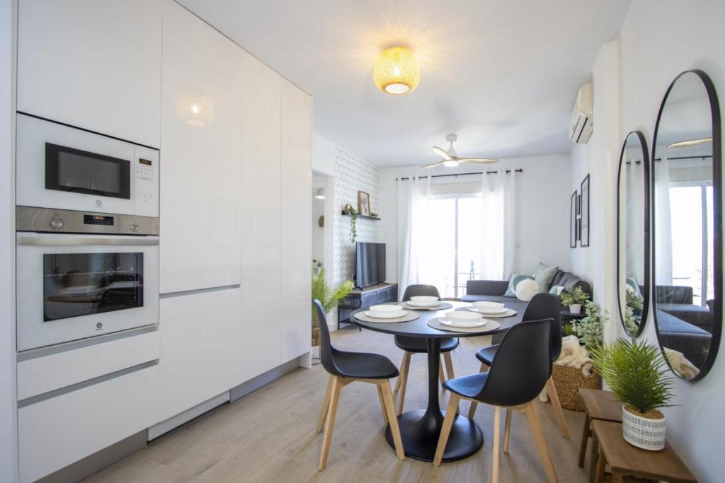 Kuchyňa alebo kuchynka v ubytovaní Apartamento Alegria ID112