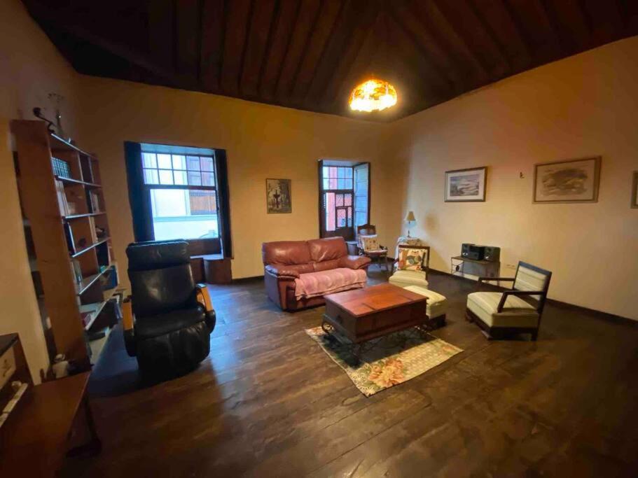Posezení v ubytování CASA MONTAÑEZ, caserón histórico