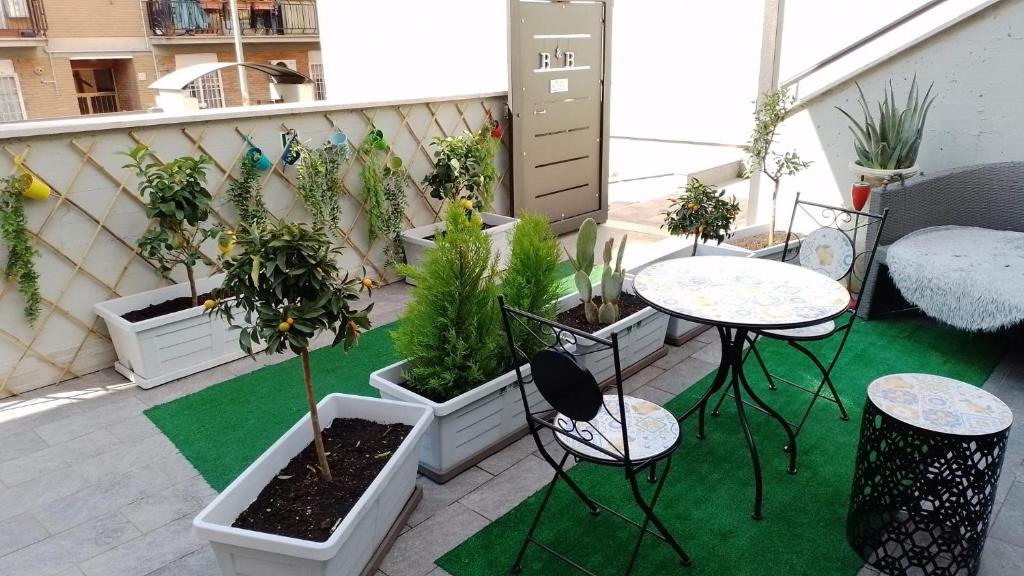 Balkón alebo terasa v ubytovaní Tiny Green apartament in Rome - Magliana