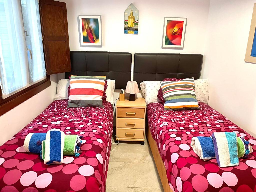 Łóżko lub łóżka w pokoju w obiekcie Apartamento Centro Plaza Salvador, Wifi free& parking opcional