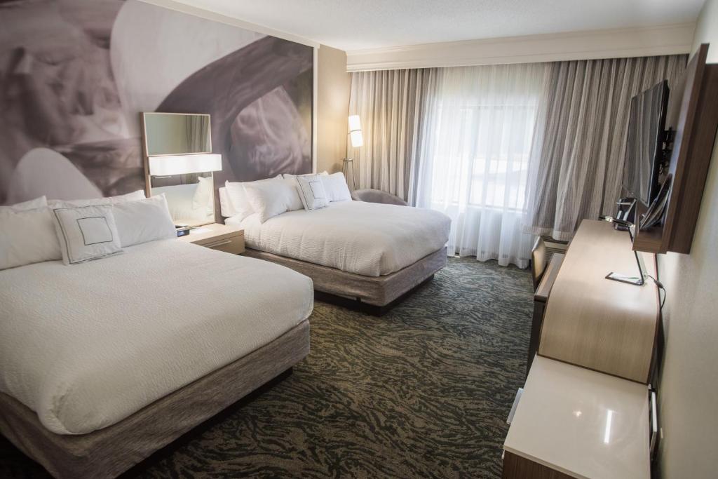 Courtyard by Marriott Hickory photo