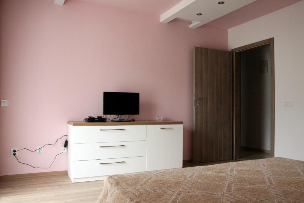Fotografie z fotogalerie ubytování Hotel Kichika v destinaci Rudozem