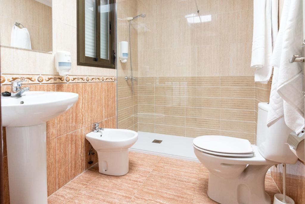 Koupelna v ubytování Hostal Viñuela