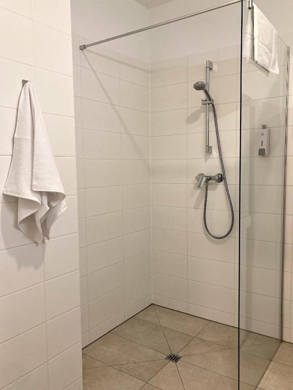 Reload by BestChoice - Parking - Self Check-in - 16