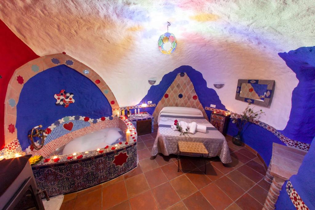 Casas Cueva Cazorla - Junior Suite With Private Pool