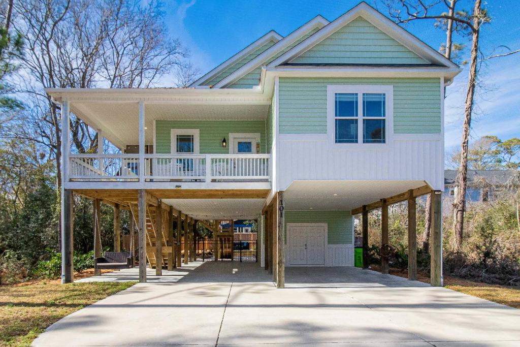 2 Be Fair في أوك آيلاند: منزل به شرفة ملفوفة حوله