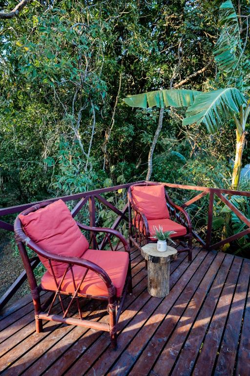 Zahrada ubytování Antema Lodge Secteur Tamarindo, piscine, yoga, gym, jungle et paix