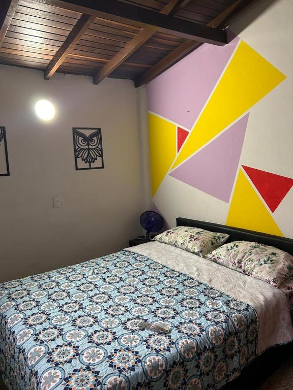 Postel nebo postele na pokoji v ubytování Hostel Urban City Medellin